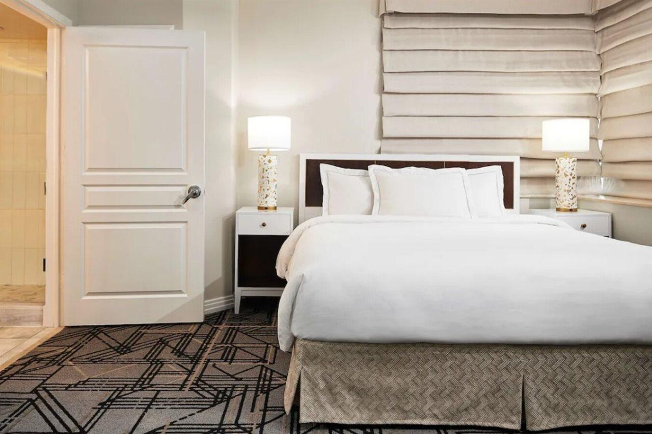 Hilton Grand Vacations Suites At South Beach Miami Beach Exterior photo