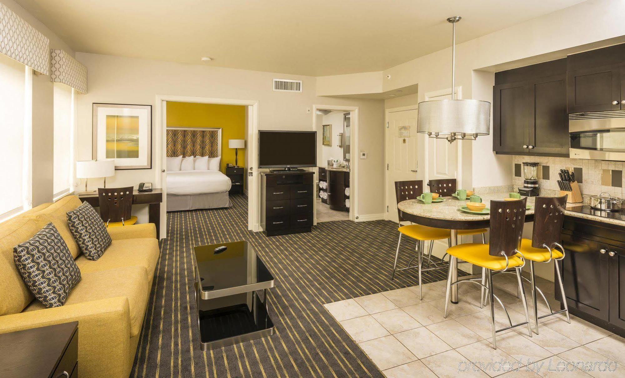 Hilton Grand Vacations Suites At South Beach Miami Beach Exterior photo